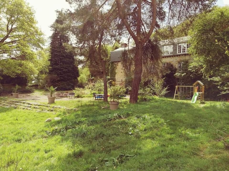 Hotel MANOIR DU TERTRE au coeur de la forêt de Brocéliande Paimpont Esterno foto